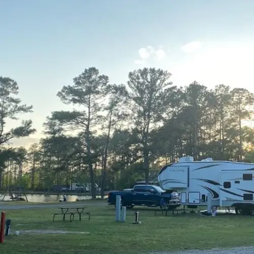 mcintosh lake RV park